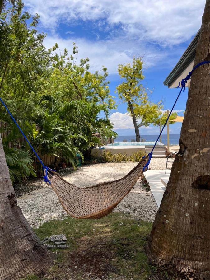 Southseas Beach Resort And Dive Center Santander Exterior foto